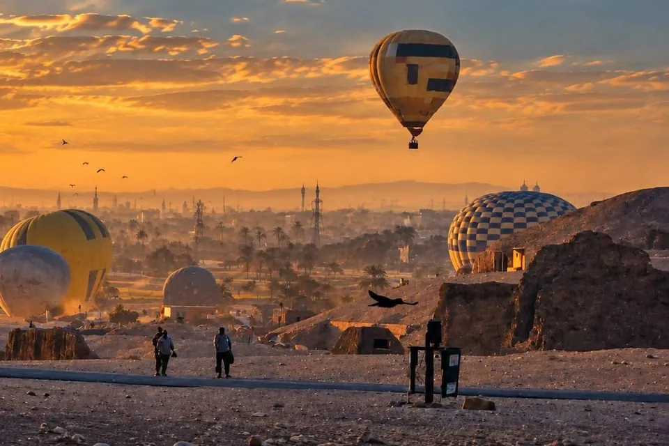 Hot Offer: Aswan to Luxor Nile Cruise with Abu Simbel and Balloon, 3 Nights